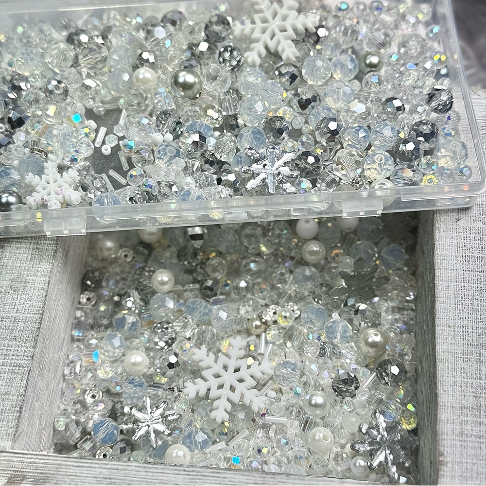 NEW SNOWFLAKE Clear White AB Crystal Glass Beads DIY Jewelry Making Crafting Lot
